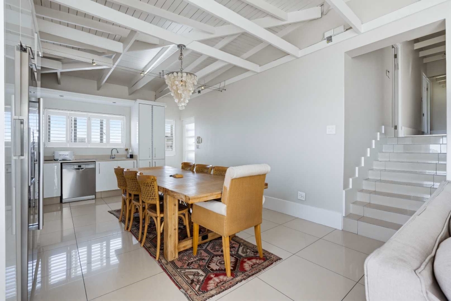 4 Bedroom Property for Sale in Bantry Bay Western Cape